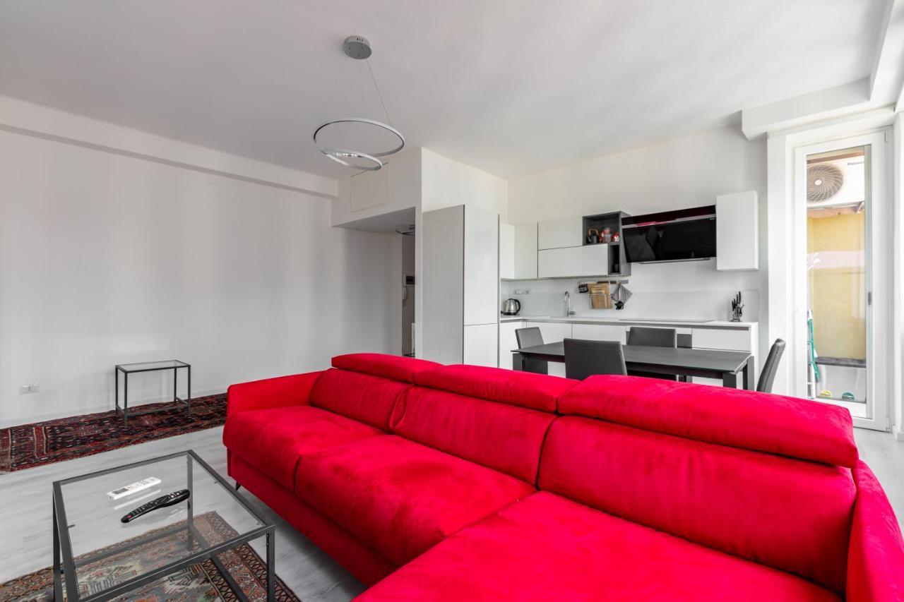 Garibaldi & Gae Aulenti Modern Apt With Private Parking! ميلان المظهر الخارجي الصورة
