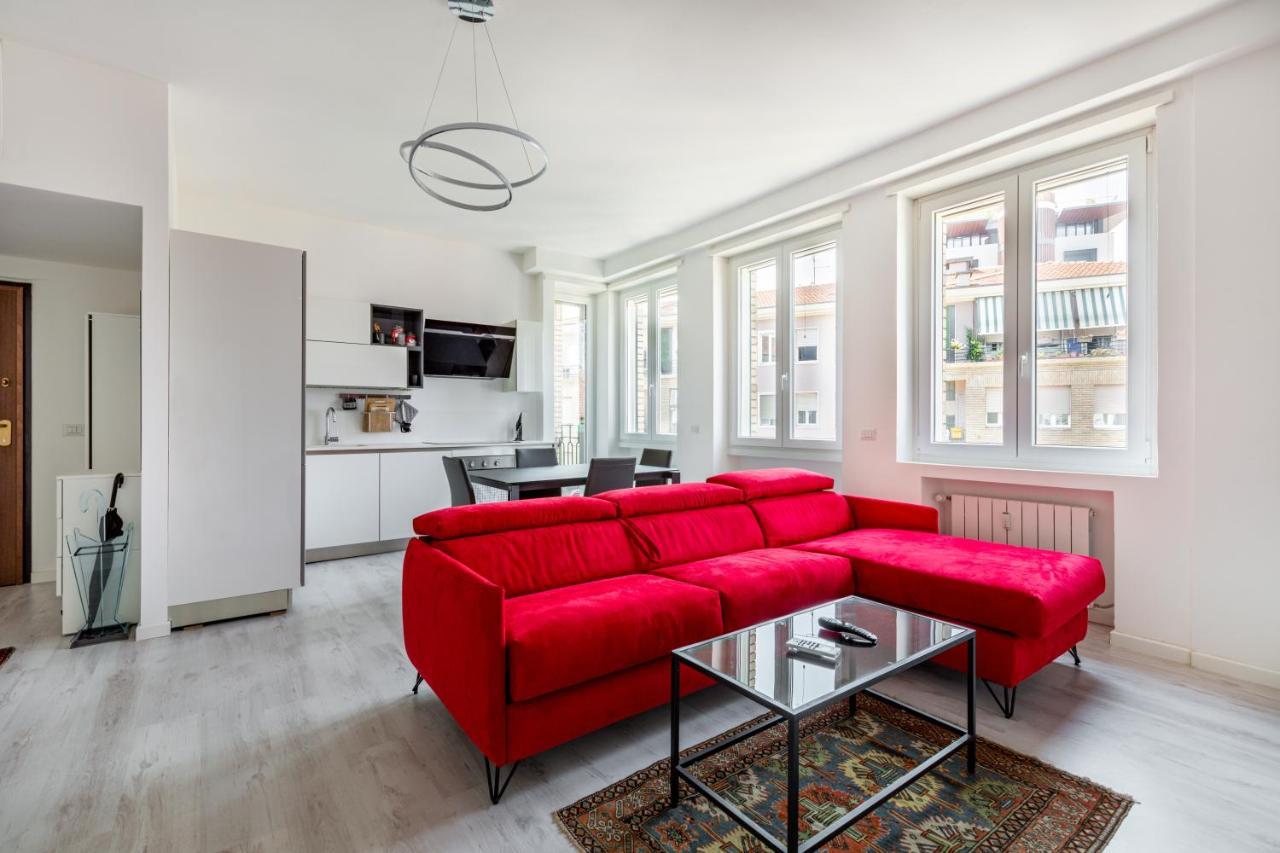 Garibaldi & Gae Aulenti Modern Apt With Private Parking! ميلان المظهر الخارجي الصورة